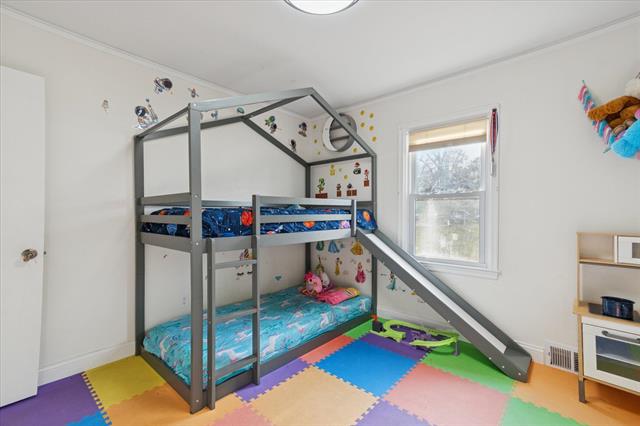 Builiding view thirty for 28140 Terrence, Livonia, MI. 48154