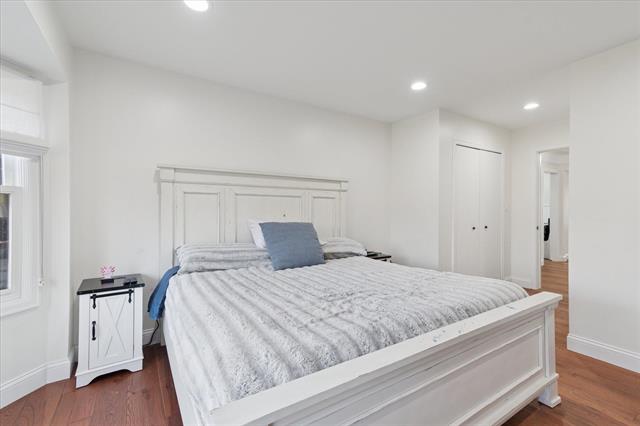 Builiding view twenty one for 28140 Terrence, Livonia, MI. 48154