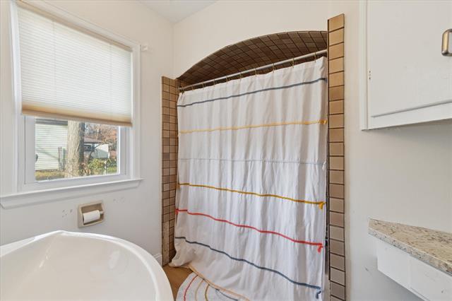 Builiding view twenty three for 28140 Terrence, Livonia, MI. 48154