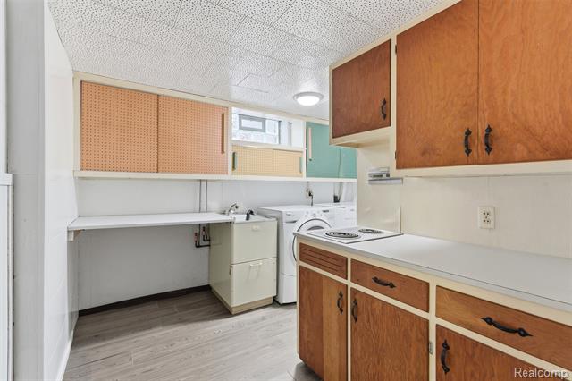 Builiding view twenty four for 26541 6 Mile, Redford, MI. 48240