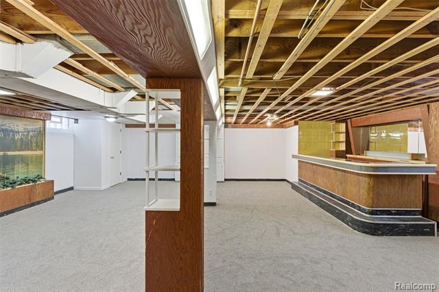 Builiding view twenty three for 26541 6 Mile, Redford, MI. 48240