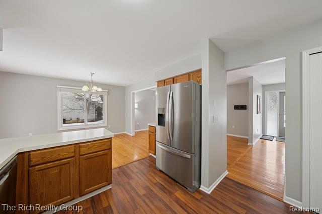 Builiding view thirteen for 23197 Elmgrove, Farmington, MI. 48336