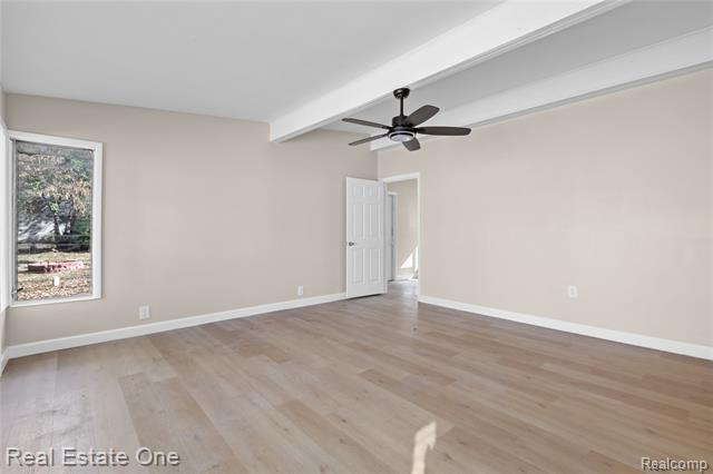 Builiding view eleven for 18404 Deering, Livonia, MI. 48152