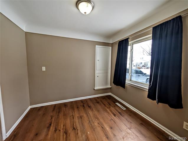 Builiding view four for 19990 Kinloch, Redford, MI. 48240