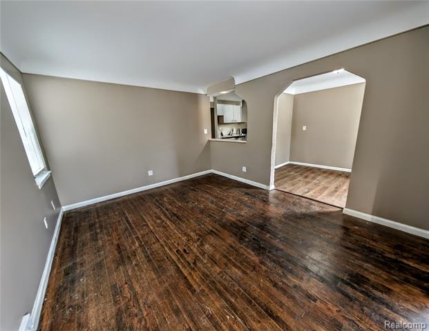 Builiding view two for 19990 Kinloch, Redford, MI. 48240