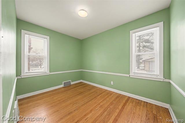 Builiding view eight for 19329 Garfield, Redford, MI. 48240