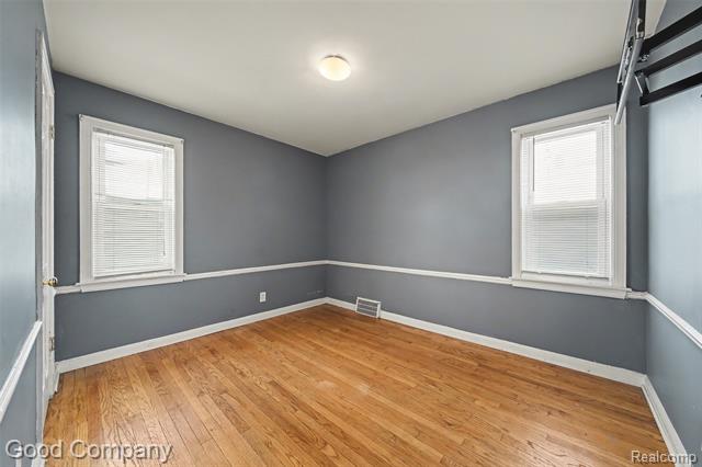 Builiding view nine for 19329 Garfield, Redford, MI. 48240