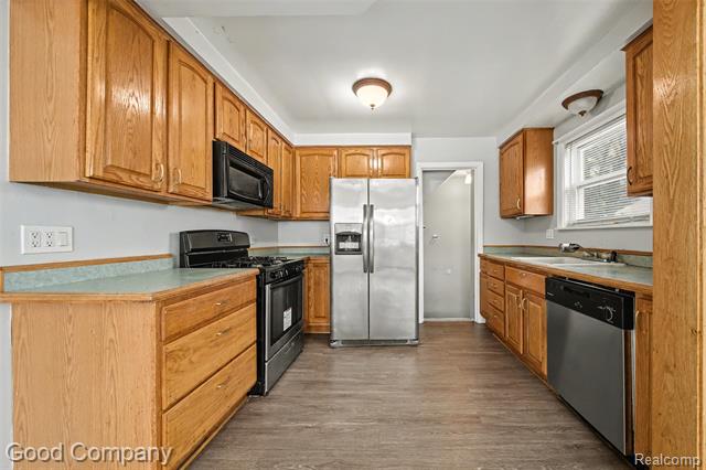 Builiding view six for 19329 Garfield, Redford, MI. 48240