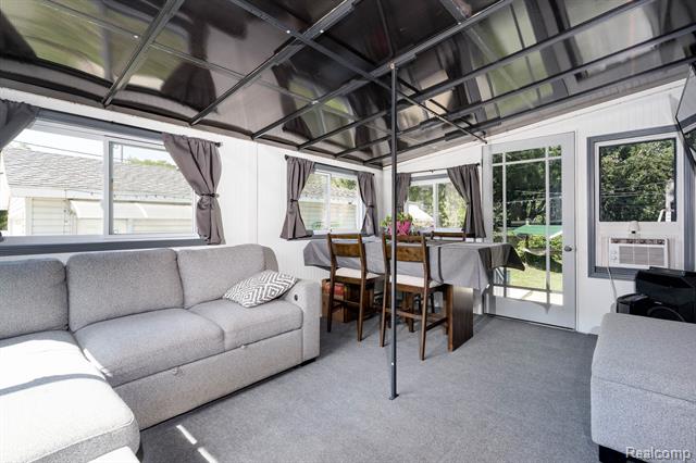 Builiding view four for 18435 Glenmore, Redford, MI. 48240