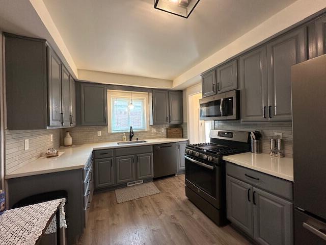 Builiding view six for 18450 Olympia, Redford, MI. 48240