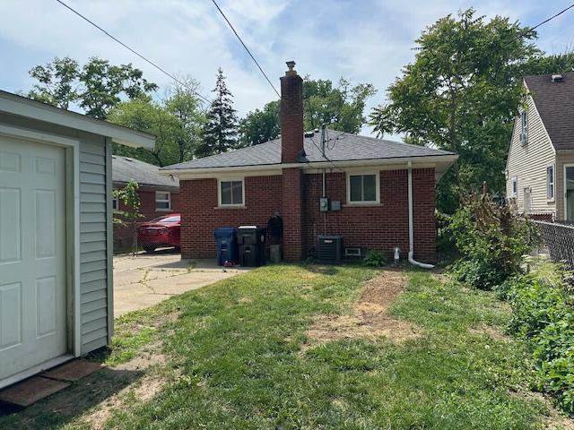 Builiding view thirty five for 18450 Olympia, Redford, MI. 48240