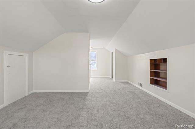 Builiding view eighteen for 17444 Beech Daly, Redford, MI. 48240