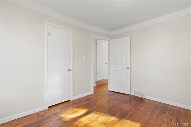 Builiding view ten for 17444 Beech Daly, Redford, MI. 48240