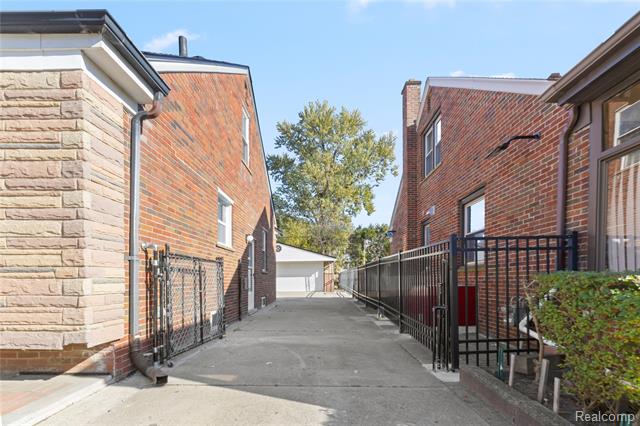 Builiding view twenty four for 17444 Beech Daly, Redford, MI. 48240