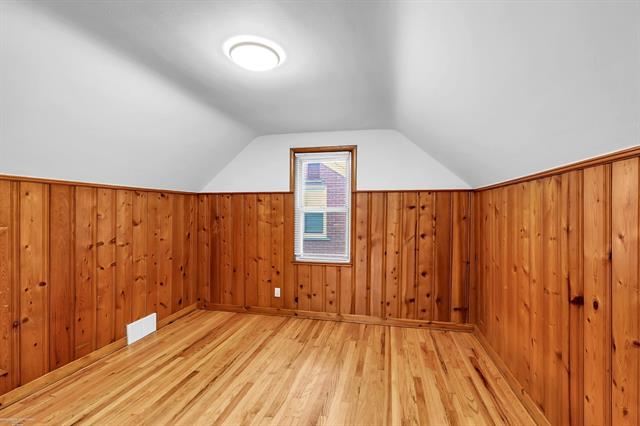 Builiding view sixteen for 17363 Olympia, Redford, MI. 48240