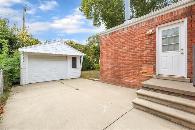 Builiding view twenty seven for 17363 Olympia, Redford, MI. 48240