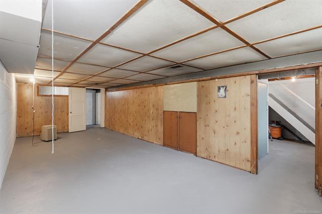 Builiding view fifteen for 17358 Wakenden, Redford, MI. 48240