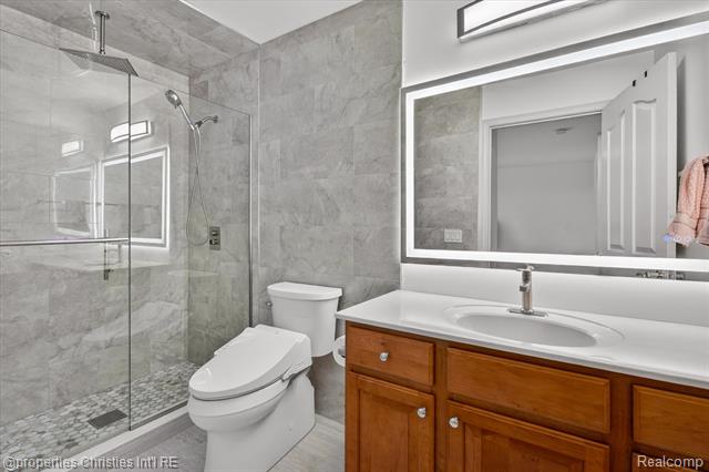 Builiding view forty six for 45094 Oak Forest, Northville, MI. 48168