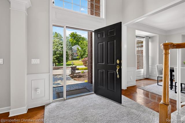 Builiding view four for 45094 Oak Forest, Northville, MI. 48168