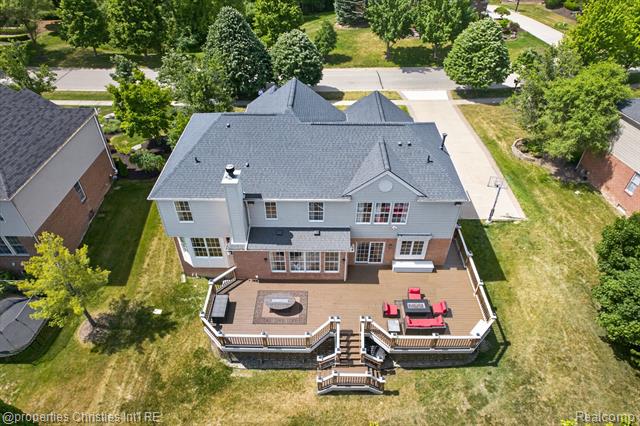 Builiding view seventy five for 45094 Oak Forest, Northville, MI. 48168
