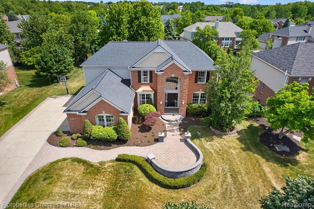 Builiding view seventy four for 45094 Oak Forest, Northville, MI. 48168