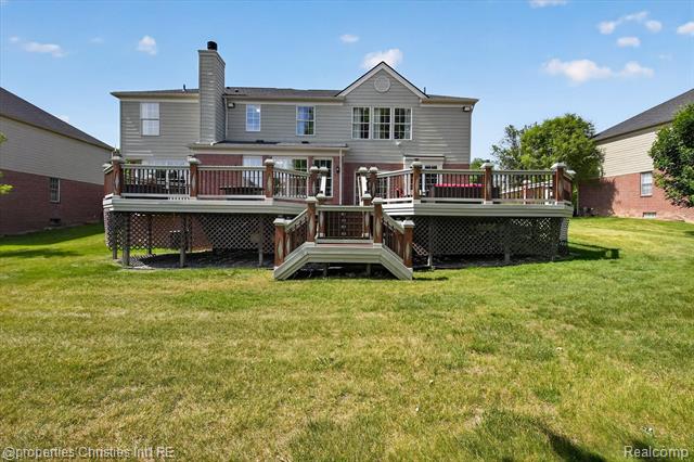 Builiding view sixty nine for 45094 Oak Forest, Northville, MI. 48168