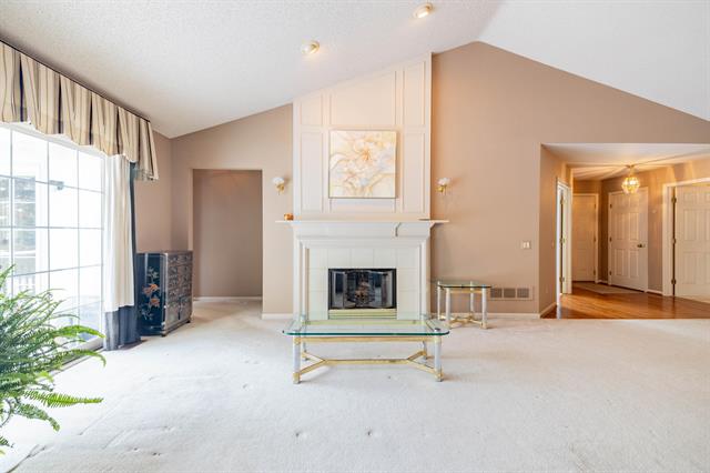 Builiding view eight for 16352 Country Knoll, Northville, MI. 48168