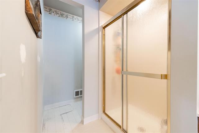 Builiding view twenty for 16352 Country Knoll, Northville, MI. 48168