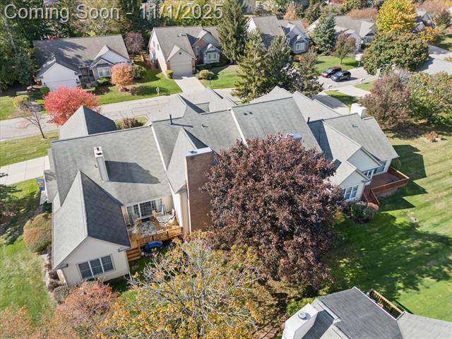 Builiding view fifty eight for 16252 Country Knoll, Northville, MI. 48168