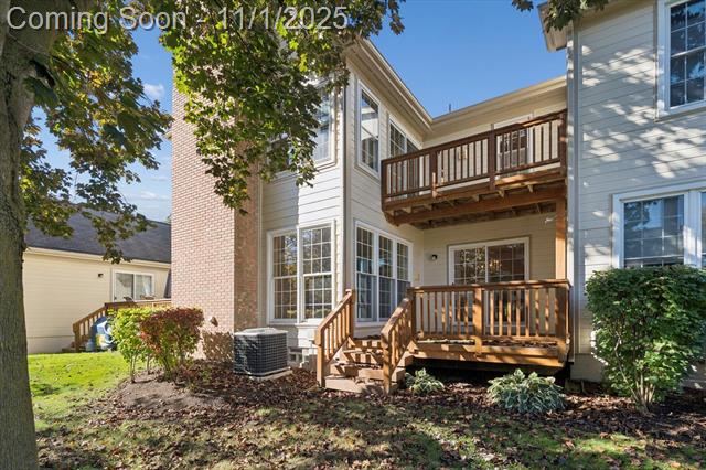 Builiding view fifty five for 16252 Country Knoll, Northville, MI. 48168