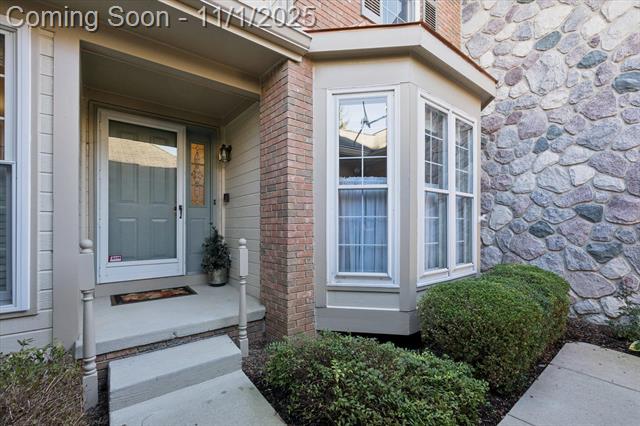 Builiding view four for 16252 Country Knoll, Northville, MI. 48168