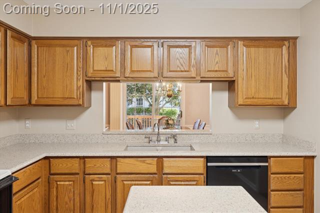 Builiding view thirteen for 16252 Country Knoll, Northville, MI. 48168