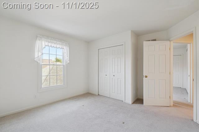 Builiding view thirty three for 16252 Country Knoll, Northville, MI. 48168