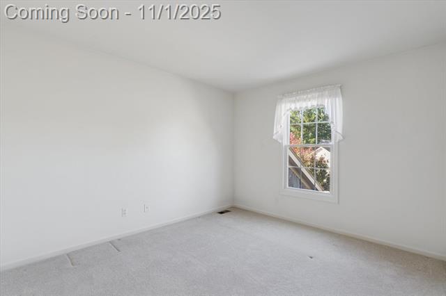 Builiding view thirty two for 16252 Country Knoll, Northville, MI. 48168