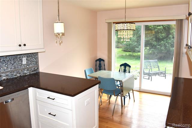 Builiding view five for 16318 White Haven, Northville, MI. 48168