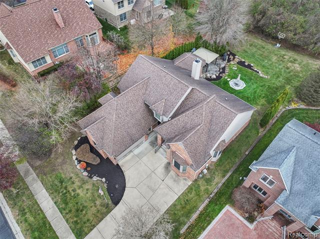 Builiding view eleven for 18282 Cascade, Northville, MI. 48168