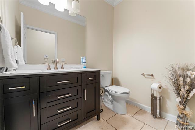 Builiding view fifty for 18282 Cascade, Northville, MI. 48168