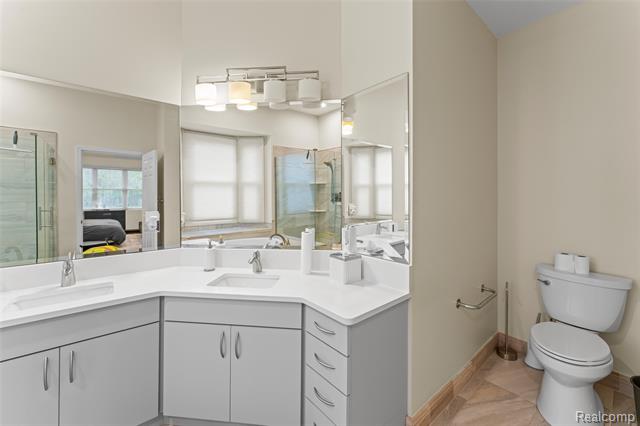 Builiding view forty four for 18282 Cascade, Northville, MI. 48168