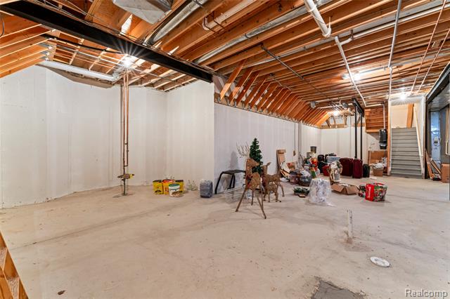 Builiding view sixty five for 18282 Cascade, Northville, MI. 48168