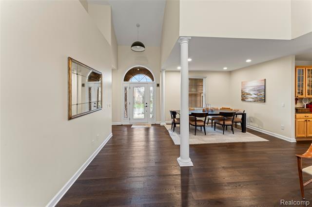 Builiding view twenty two for 18282 Cascade, Northville, MI. 48168