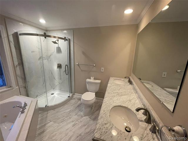 Builiding view nineteen for 19479 Scenic Harbour, Northville, MI. 48167