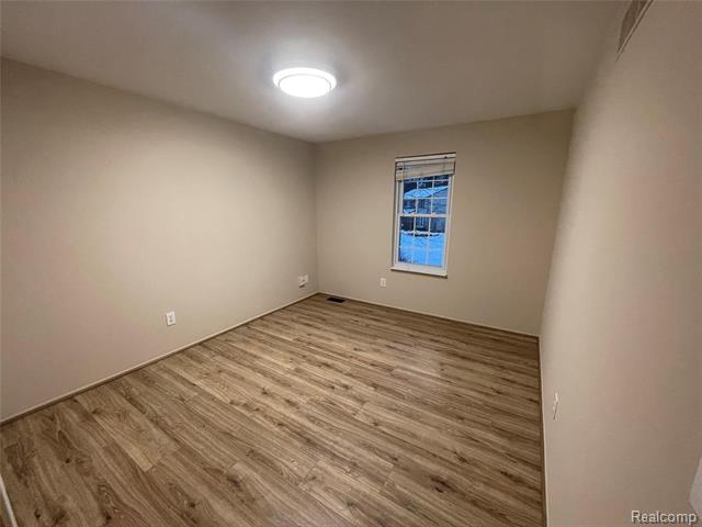 Builiding view twelve for 19479 Scenic Harbour, Northville, MI. 48167