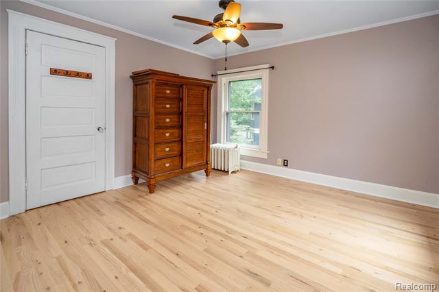 Builiding view forty for 549 W Dunlap, Northville, MI. 48167