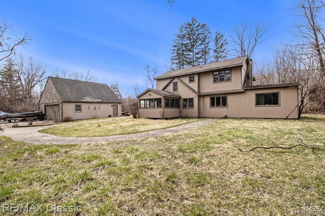 Builiding view twelve for 23775 Inkster, Farmington, MI. 48336