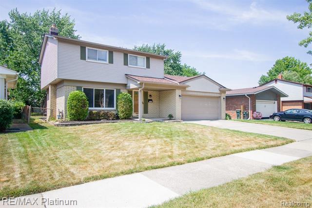 front view for 7485 Pointe, Canton, Mi. 48187