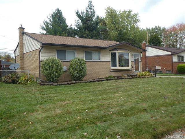 Builiding view one for 32588 James, Garden City, MI. 48135