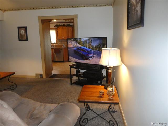 Builiding view twenty for 32588 James, Garden City, MI. 48135