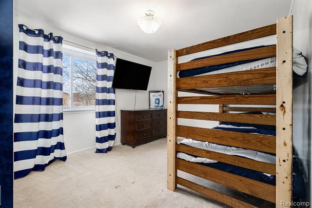 Builiding view nineteen for 43607 Ryegate, Canton, MI. 48187