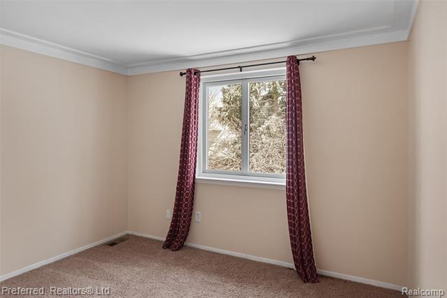 Builiding view thirty three for 45377 Twining, Canton, MI. 48187