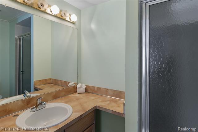 Builiding view twenty five for 45377 Twining, Canton, MI. 48187